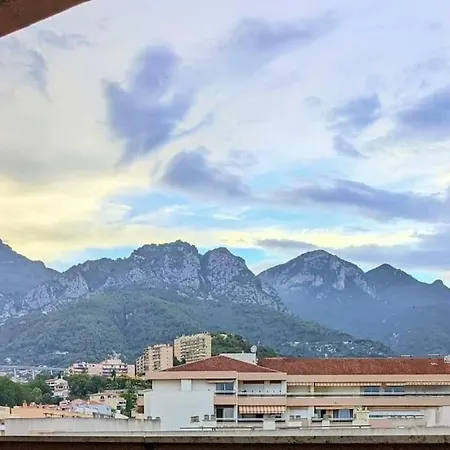 Vue Degagee, Emplacement Ideal, Climatise Apartment